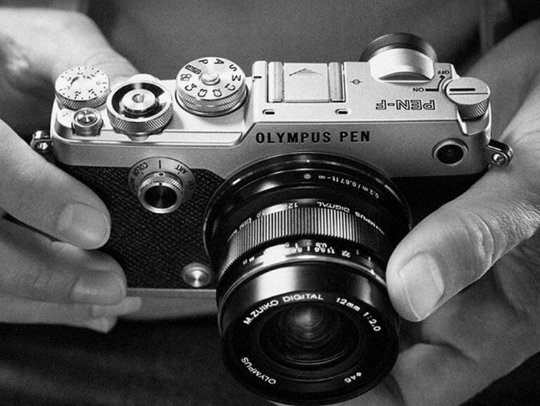 Fujifilm vs Olympus Which is better? Crazy about Fuji cameras & Lenses